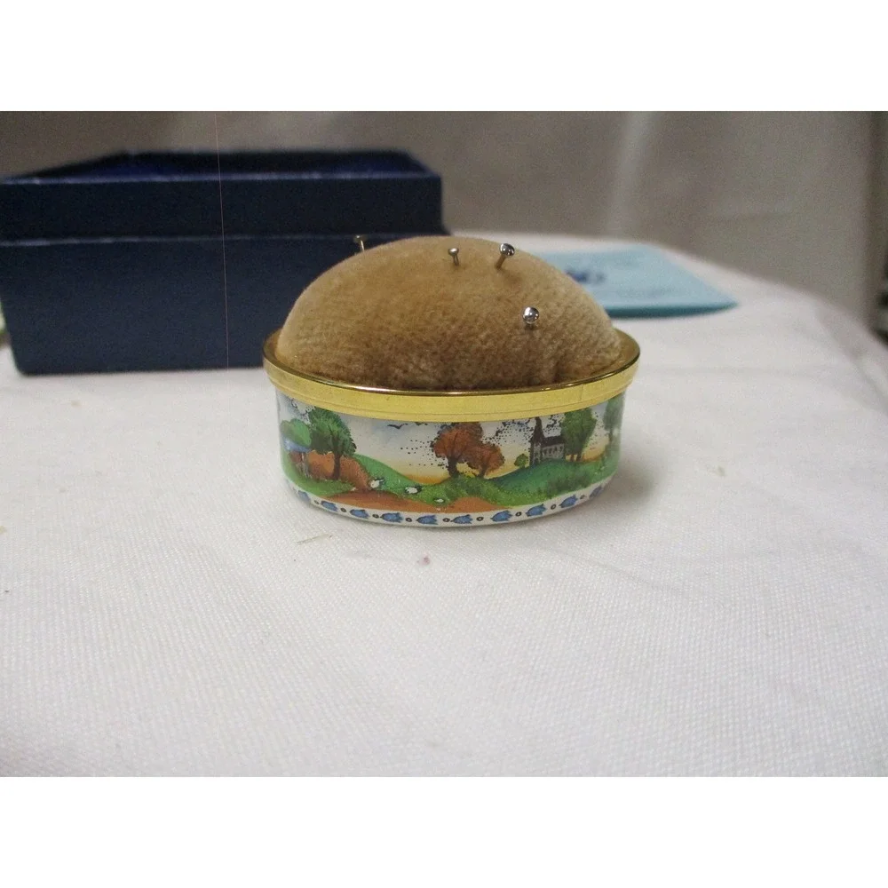Enamel Box Halcyon Days‎ pin cushion Snuff Pill Jewelry sewing kits sew